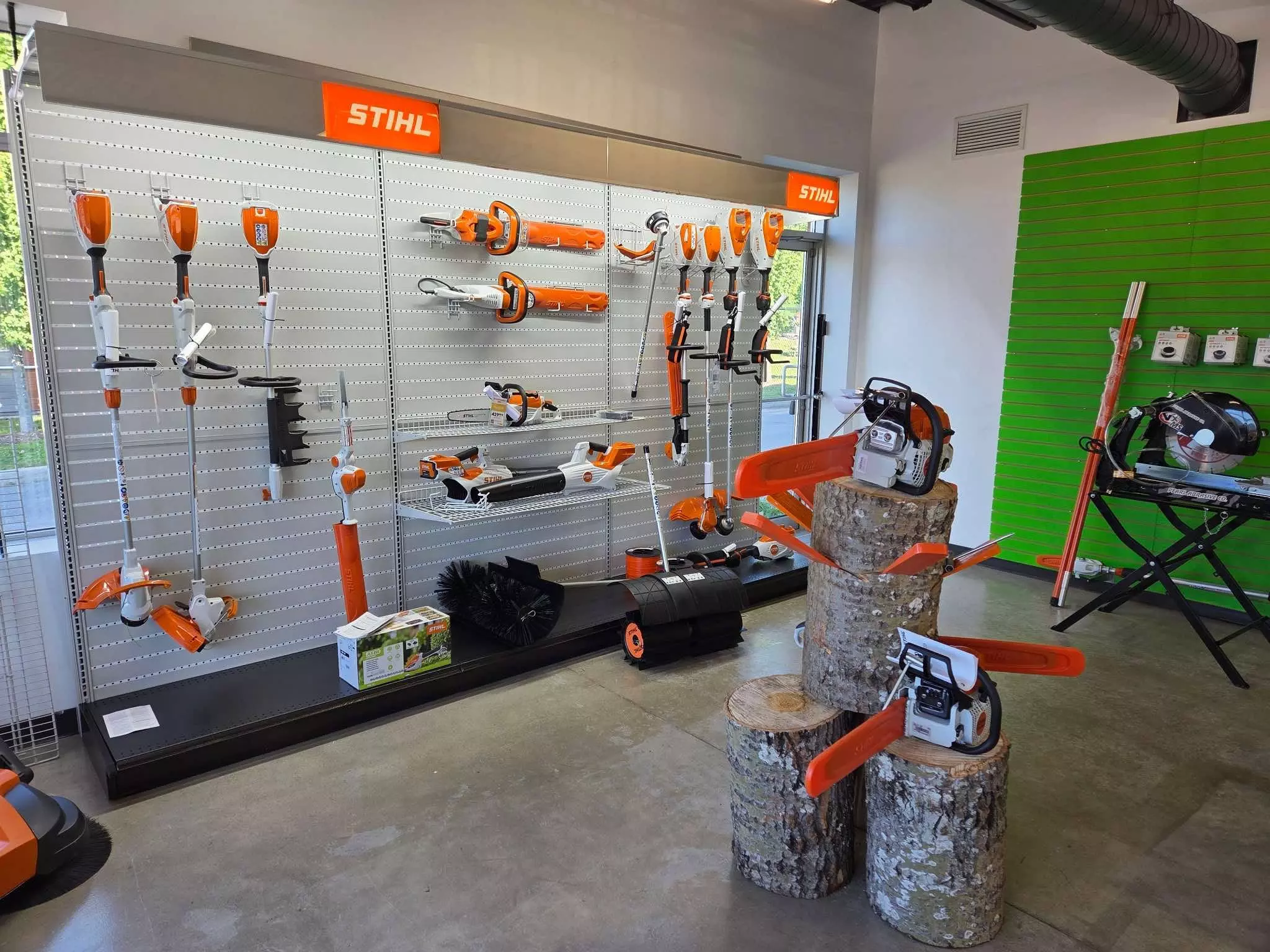 Location d'outils de la marque Stihl chez Location Nordsud à Mirabel